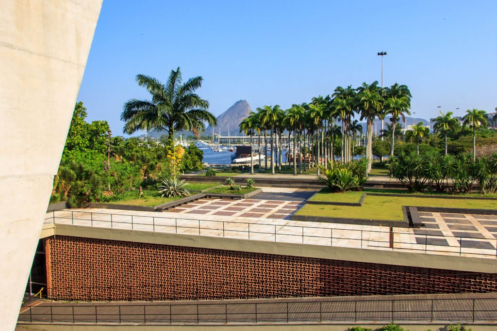 Vista externa do Museu de Arte Moderna do Rio de Janeiro